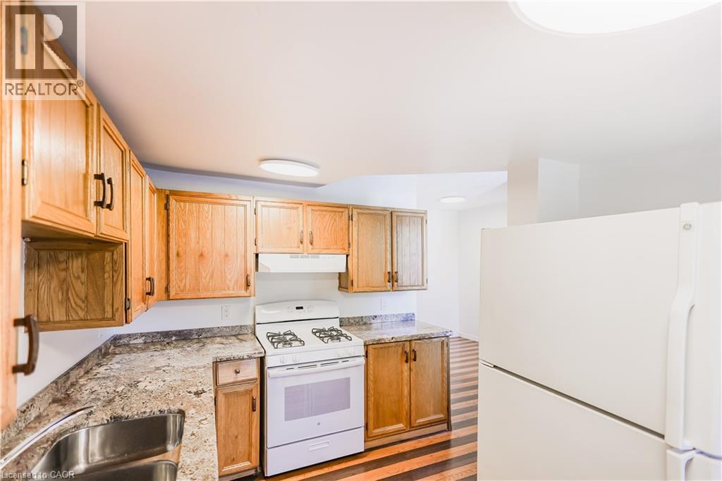 69 Victoria Avenue N, Hamilton, Ontario  L8L 5E3 - Photo 5 - 40761502