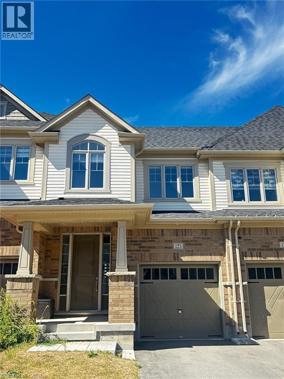 123 BROADACRE Drive, Kitchener, Ontario