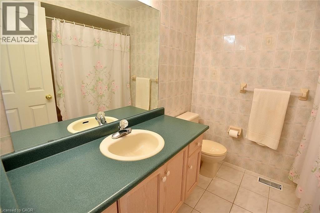 13 Chianti Crescent, Stoney Creek, Ontario  L8E 5W1 - Photo 28 - 40762210