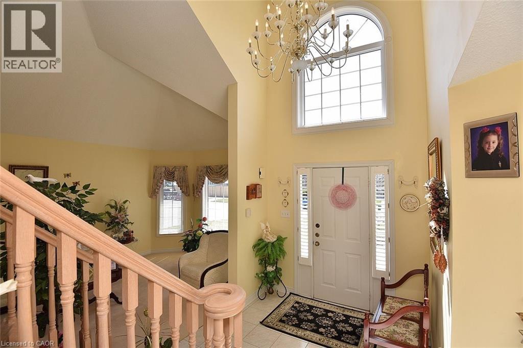13 Chianti Crescent, Stoney Creek, Ontario  L8E 5W1 - Photo 8 - 40762210