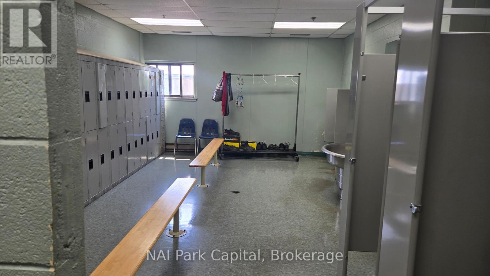 364 Massey Road, Guelph, Ontario  N1K 1C4 - Photo 12 - X12355812