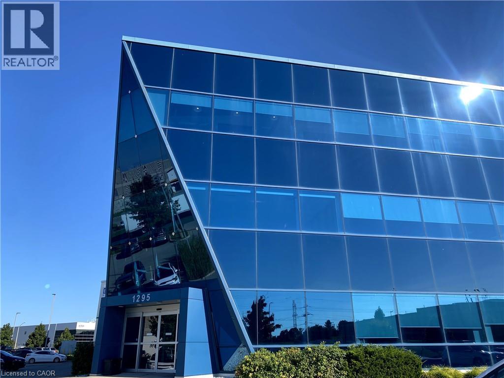 1295 Cormorant Road Unit# Bldg D, Ancaster, Ontario  L9G 4V5 - Photo 3 - 40762282