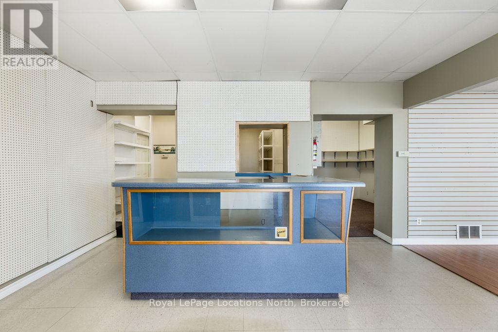 1325 2nd Avenue E, Owen Sound, Ontario  N4K 2J5 - Photo 14 - X12356749