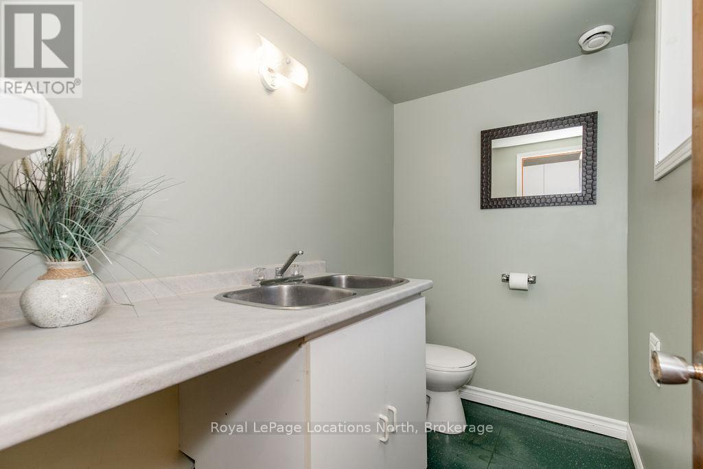 1325 2nd Avenue E, Owen Sound, Ontario  N4K 2J5 - Photo 17 - X12356749