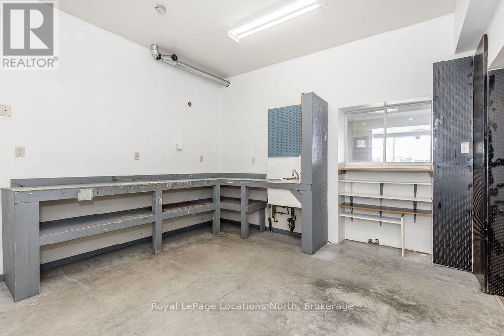 1325 2nd Avenue E, Owen Sound, Ontario  N4K 2J5 - Photo 22 - X12356749