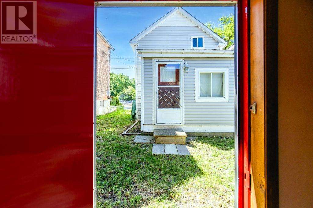 1325 2nd Avenue E, Owen Sound, Ontario  N4K 2J5 - Photo 33 - X12356749