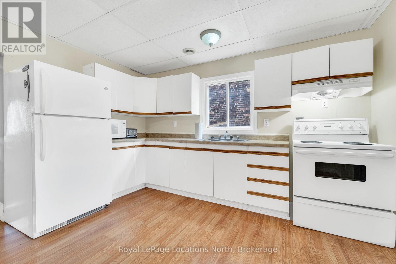 1325 2nd Avenue E, Owen Sound, Ontario  N4K 2J5 - Photo 42 - X12356749