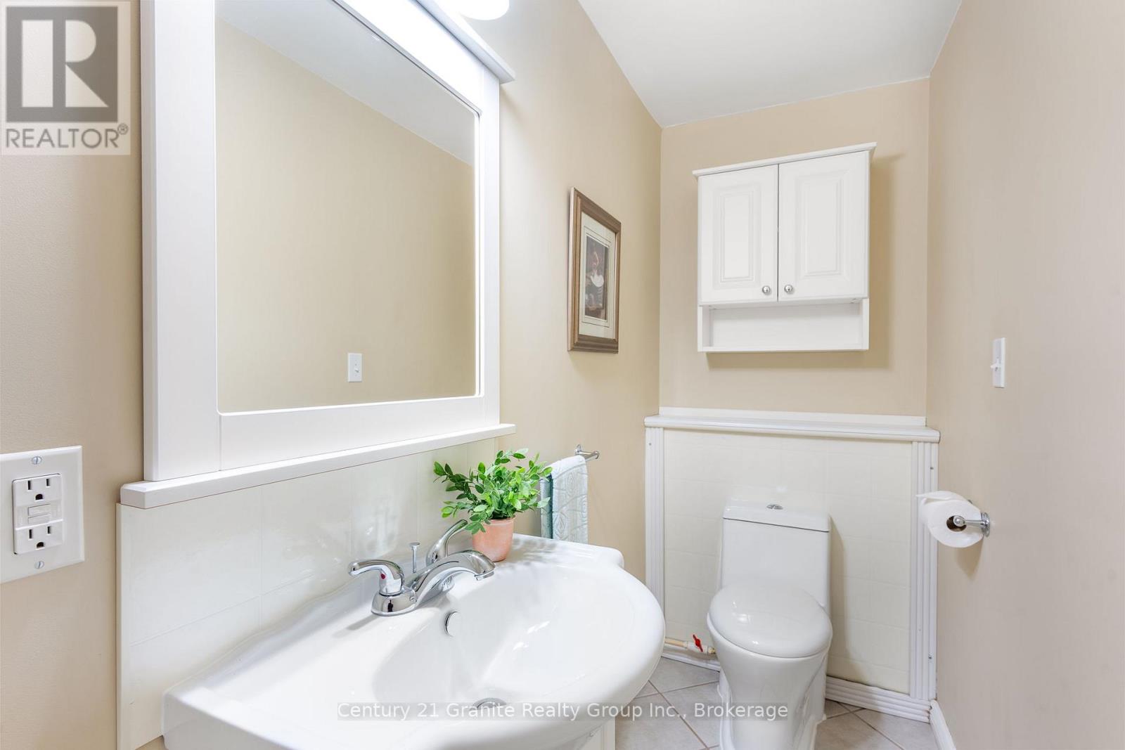 1031 Statesman Drive, Minden Hills, Ontario  K0M 2K0 - Photo 29 - X12357532