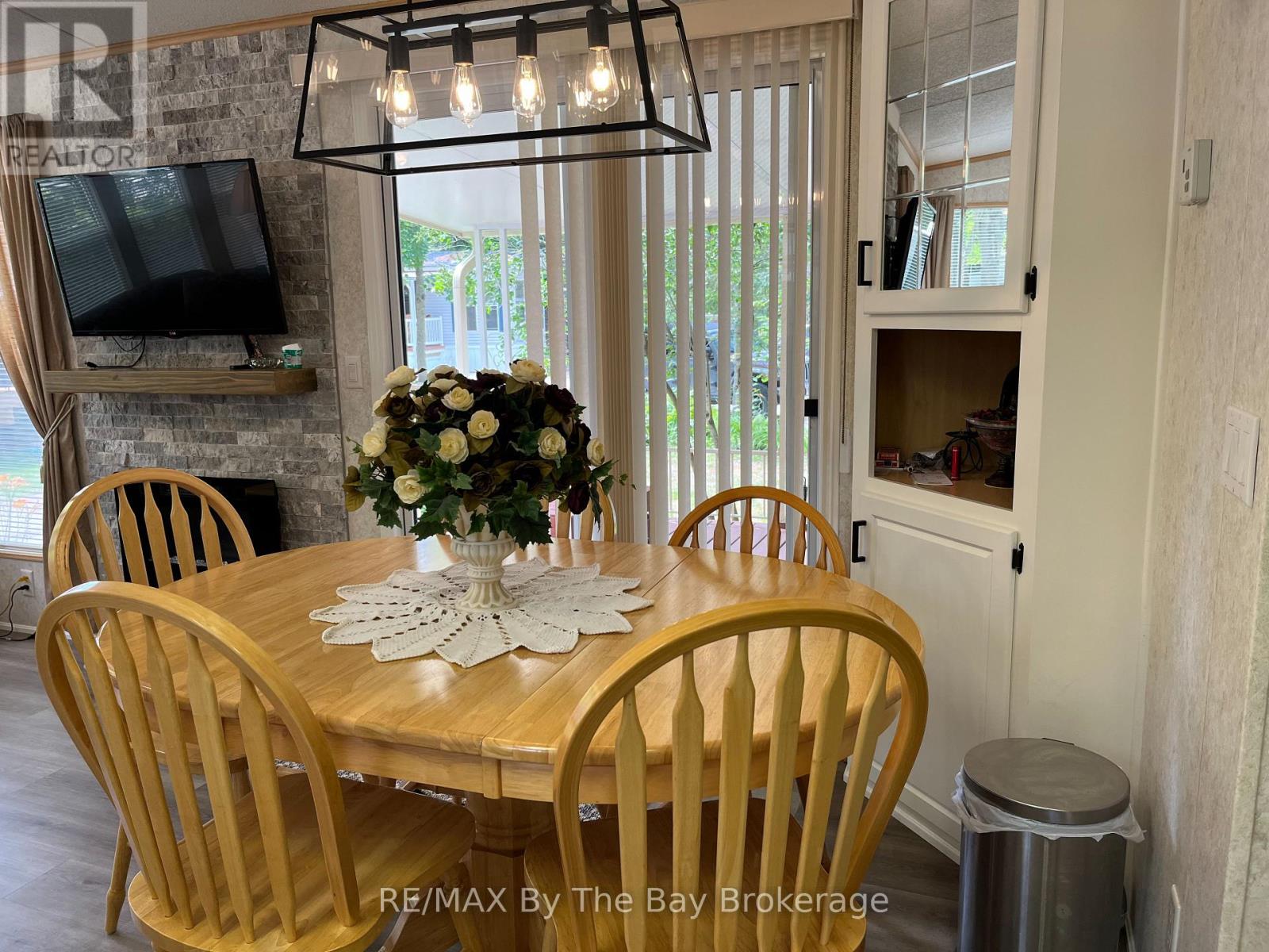 247 - 85 Theme Park Drive, Wasaga Beach, Ontario  L9Z 1X7 - Photo 9 - S12358368