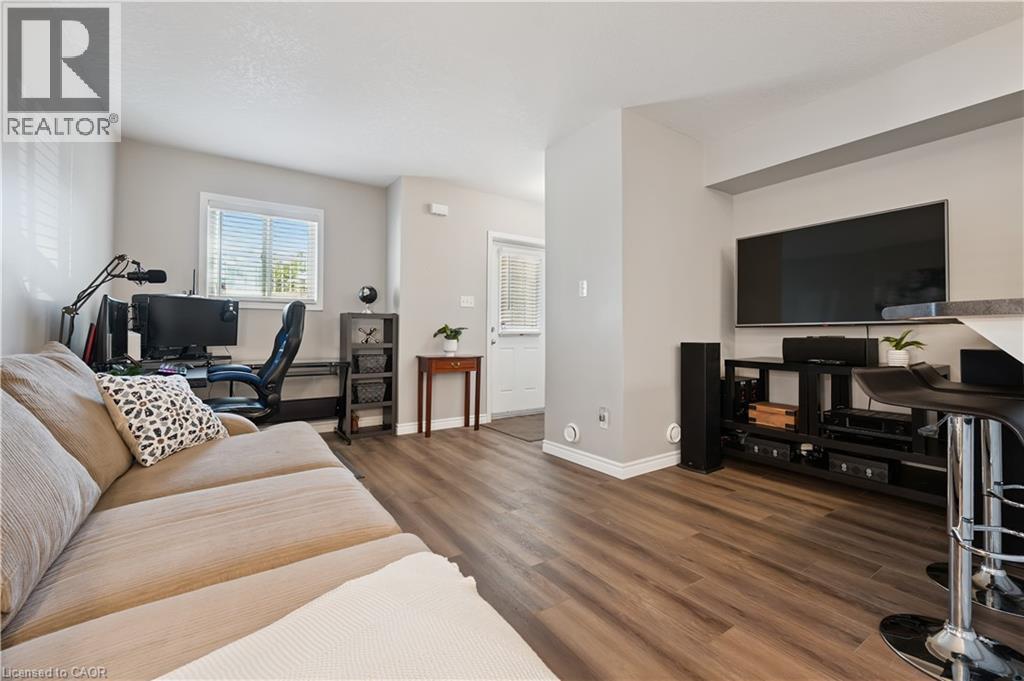 50 Howe Drive Unit# 9d, Kitchener, Ontario  N2E 0A3 - Photo 8 - 40760446