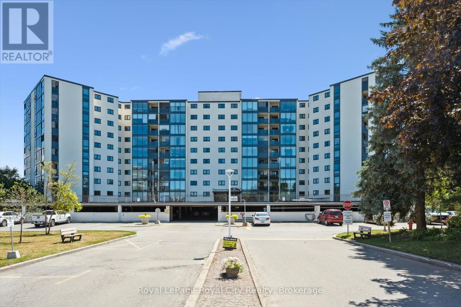 713 - 19 WOODLAWN ROAD E, Guelph, Ontario