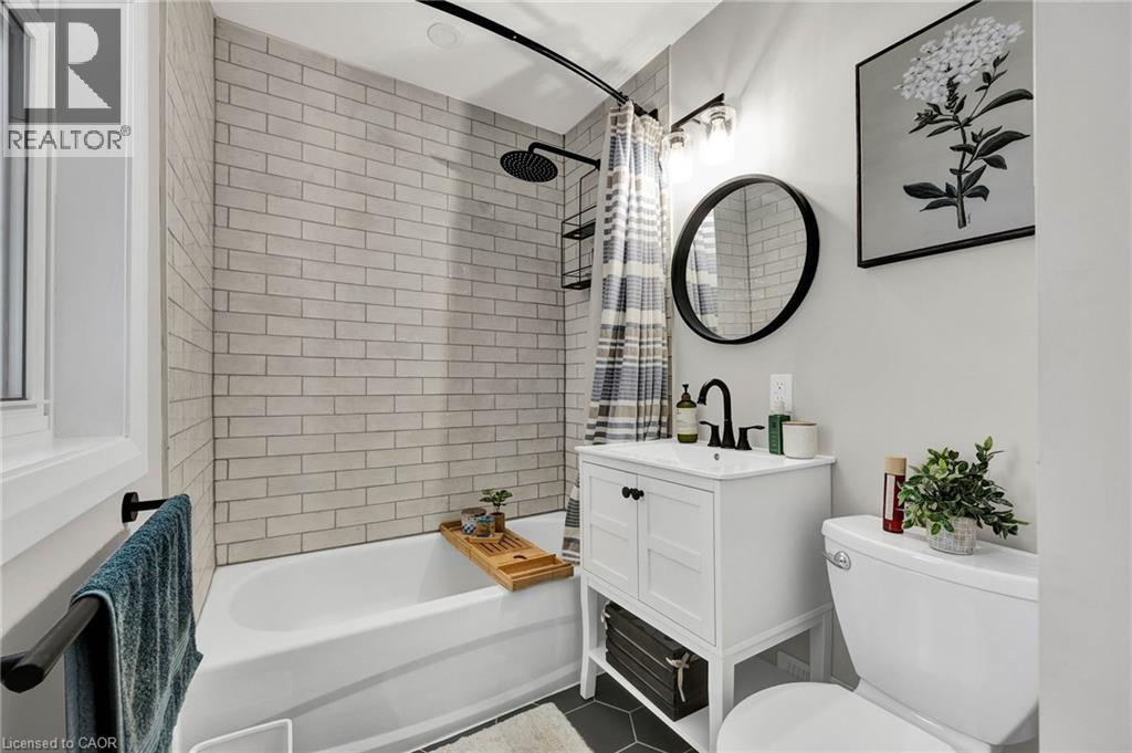 604 Guelph Street, Kitchener, Ontario  N2H 5Y6 - Photo 15 - 40762730