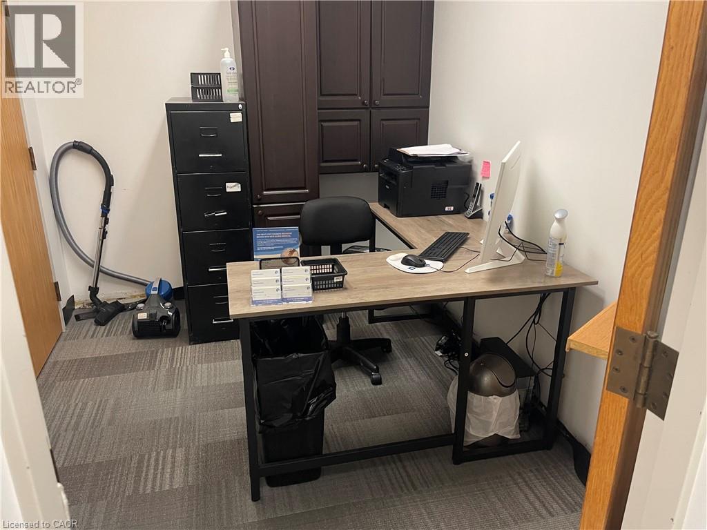 715 Coronation Boulevard Unit# 3a, Cambridge, Ontario  N1R 7R1 - Photo 3 - 40762780