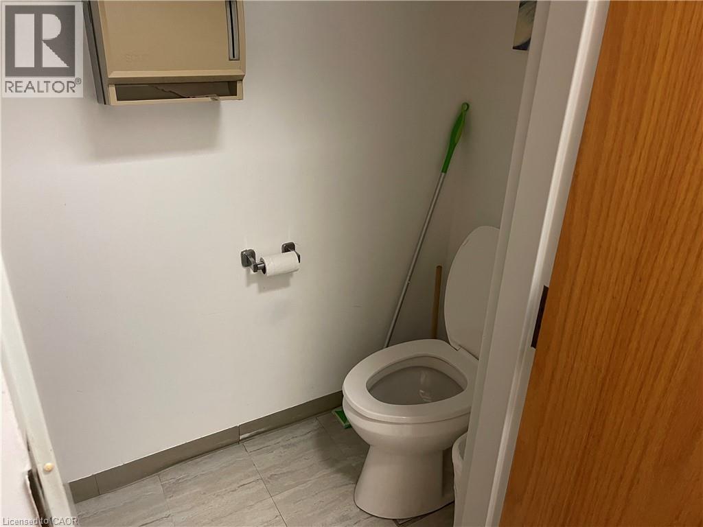 715 Coronation Boulevard Unit# 3a, Cambridge, Ontario  N1R 7R1 - Photo 9 - 40762780