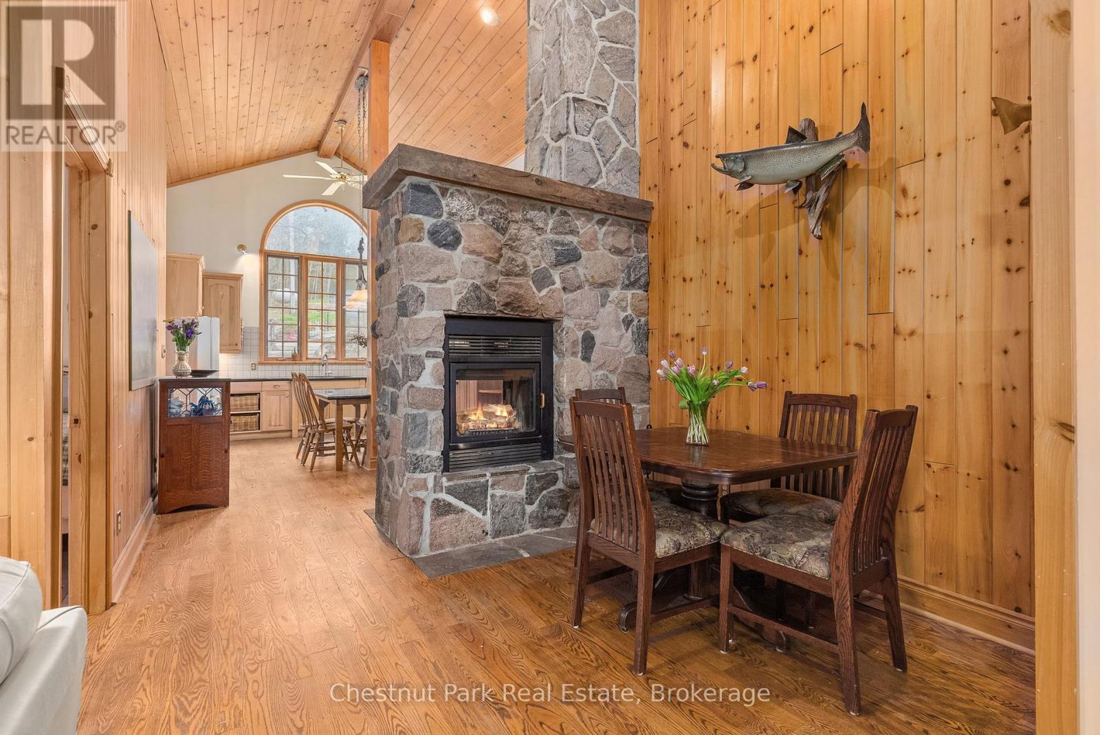 1143 Leonard Lake 1 Road, Muskoka Lakes, Ontario  P1L 2G7 - Photo 11 - X12360159
