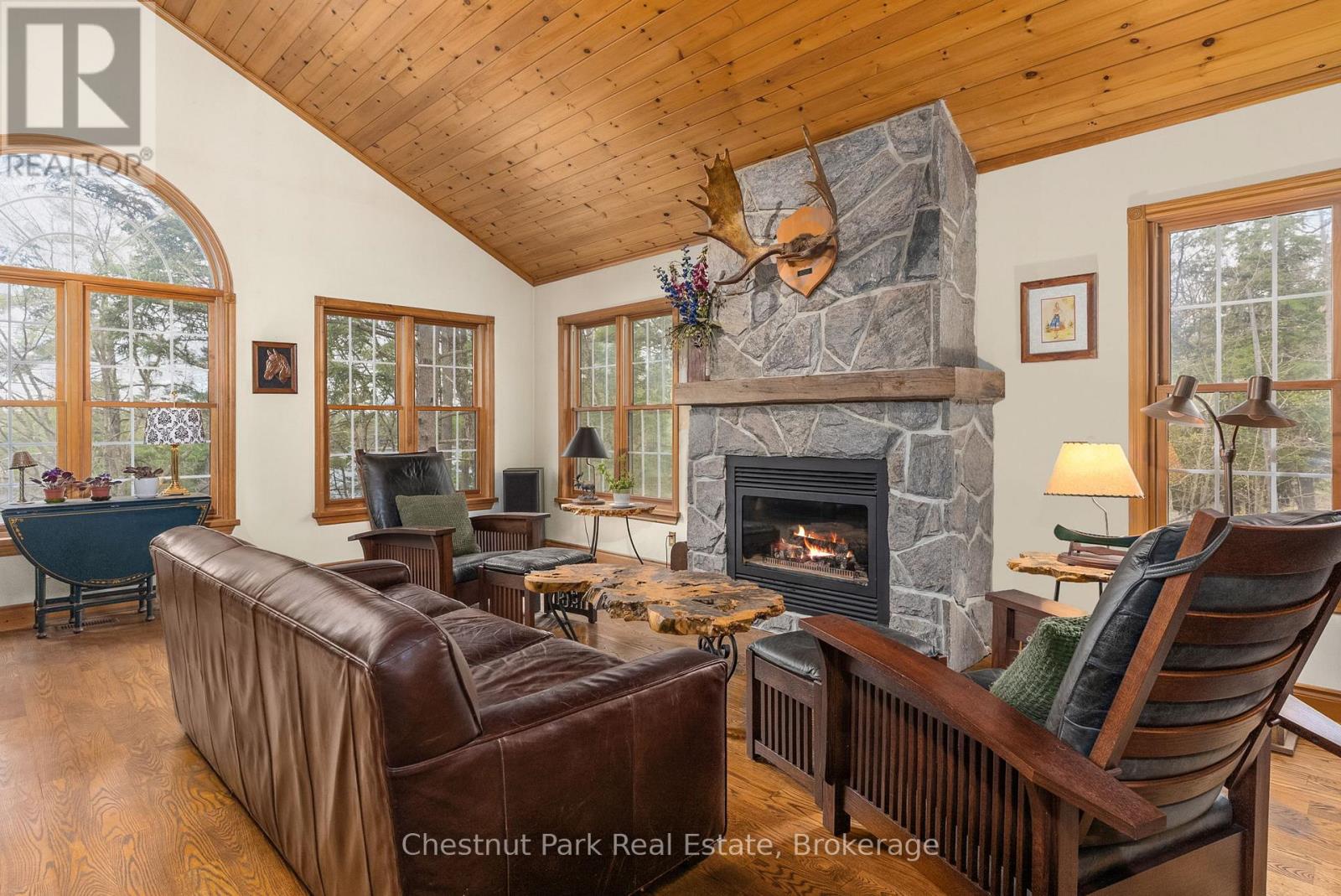 1143 Leonard Lake 1 Road, Muskoka Lakes, Ontario  P1L 2G7 - Photo 3 - X12360159
