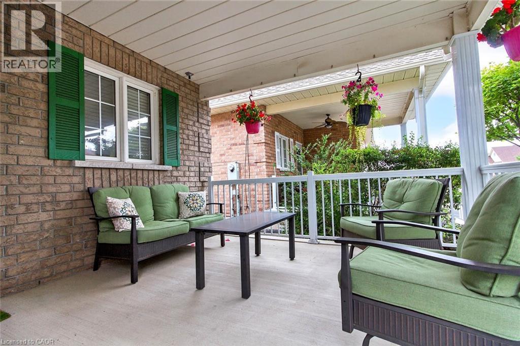 282 Centennial Forest Drive, Milton, Ontario  L9T 5X3 - Photo 4 - 40762930