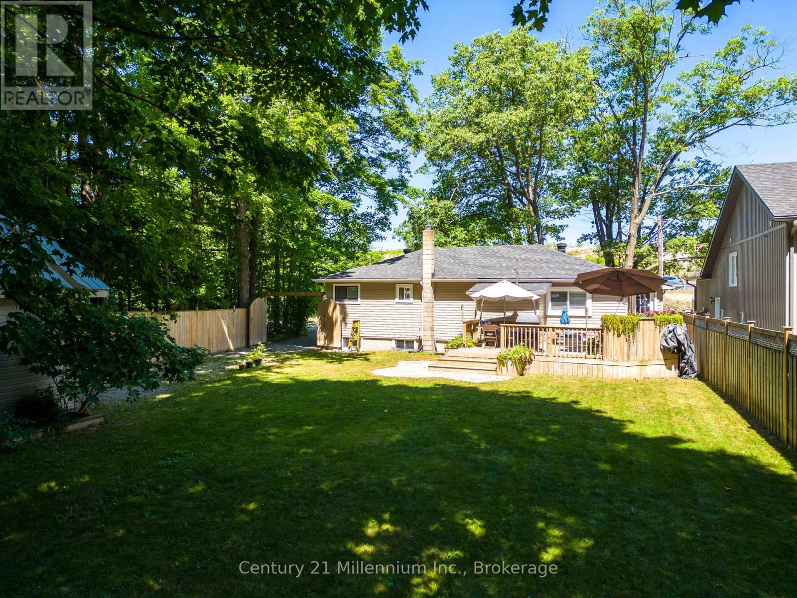 5 Bells Park Road, Wasaga Beach, Ontario  L9Z 2X2 - Photo 26 - S12361253