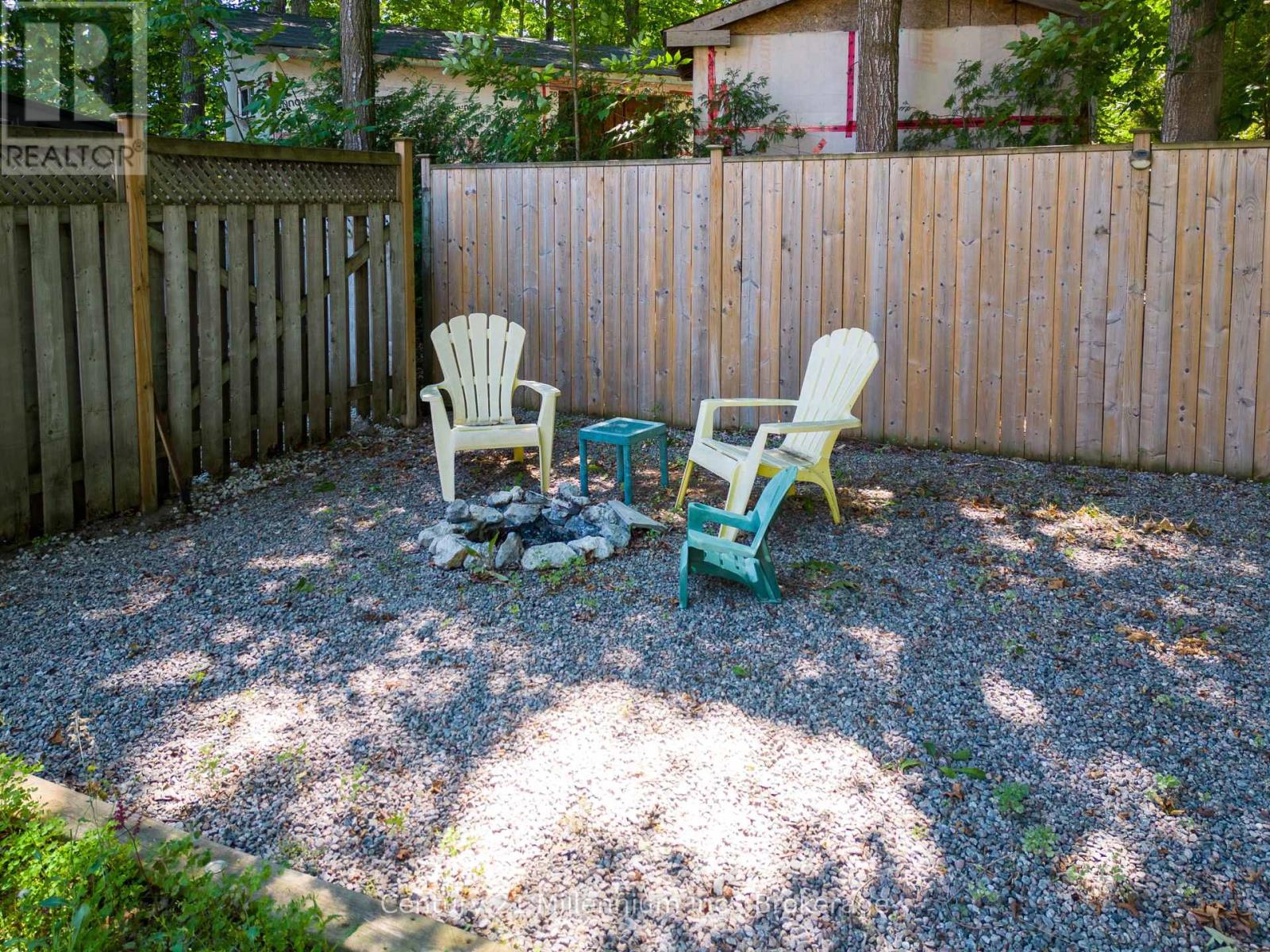 5 Bells Park Road, Wasaga Beach, Ontario  L9Z 2X2 - Photo 28 - S12361253
