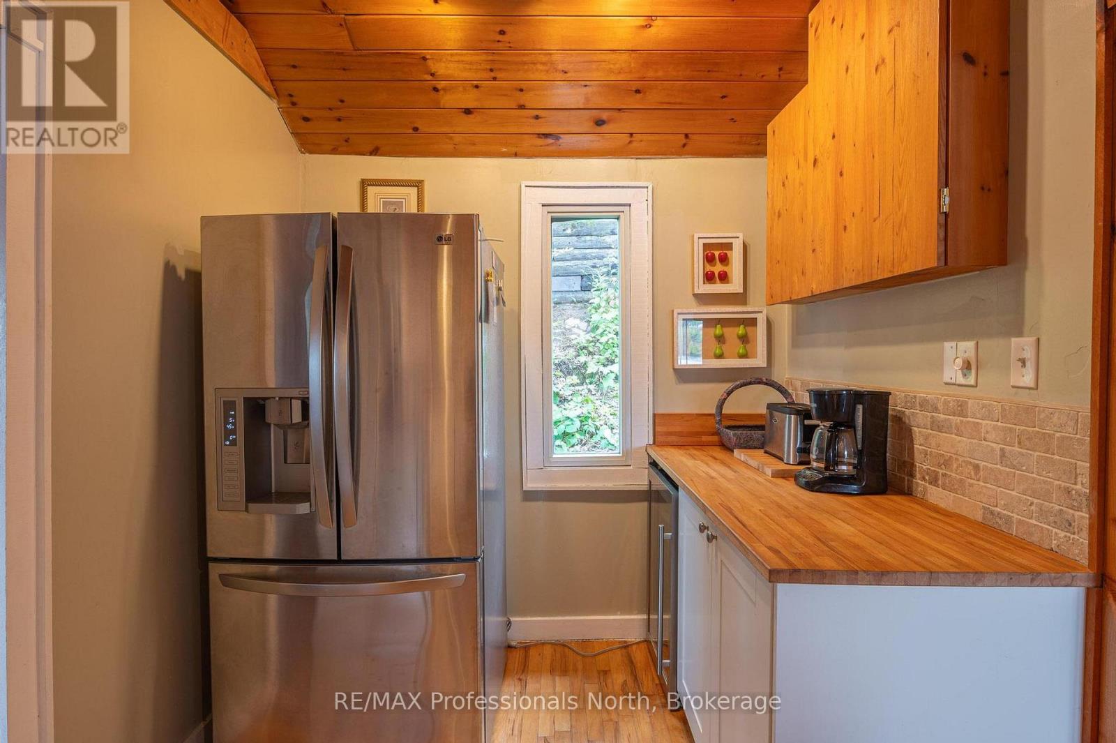 1272 Grierson Trail, Minden Hills, Ontario  K0M 2K0 - Photo 11 - X12361247