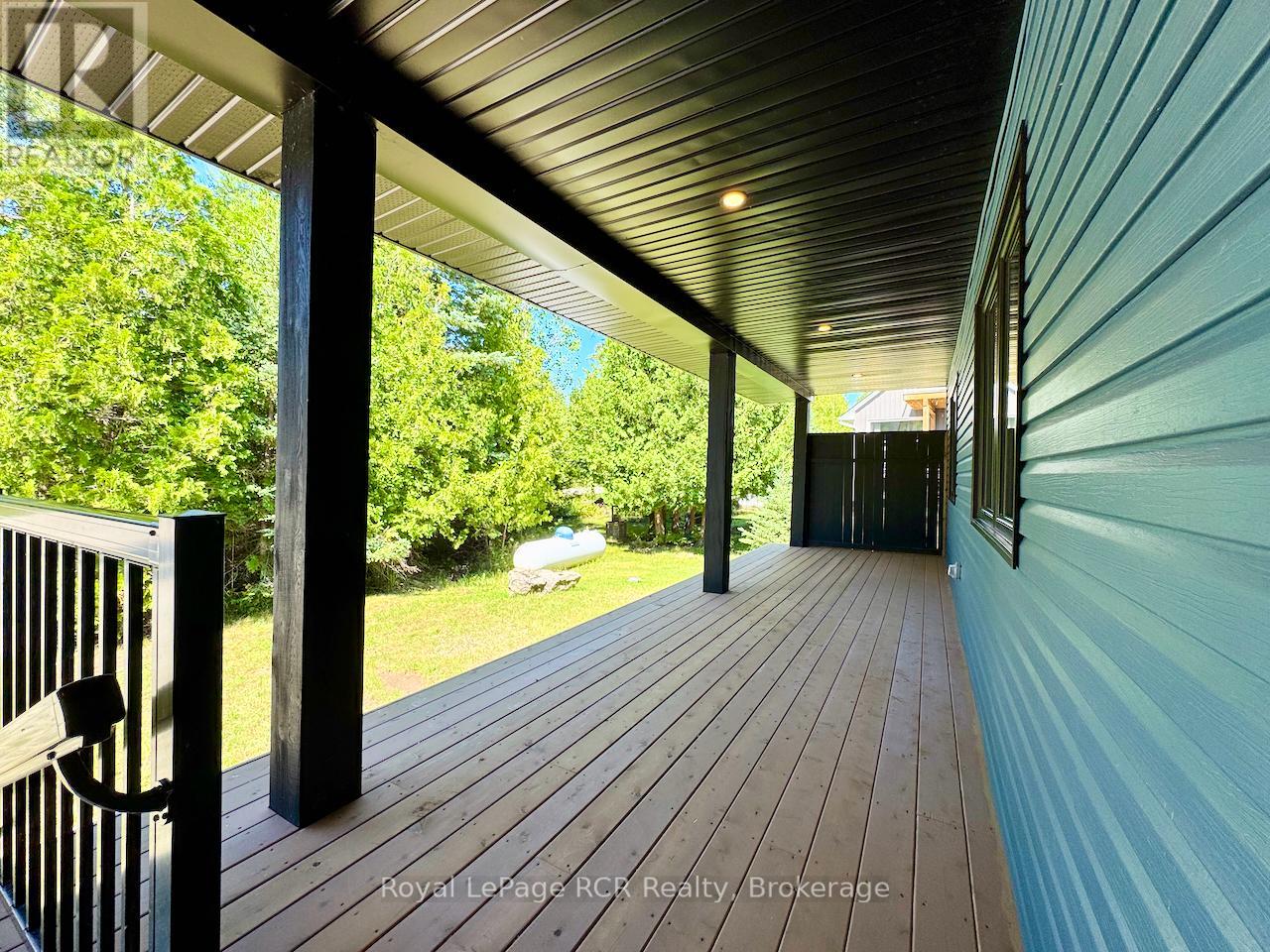 53 Baywatch Drive, Northern Bruce Peninsula, Ontario  N0H 2T0 - Photo 37 - X12361365