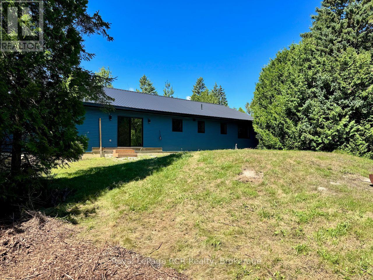 53 Baywatch Drive, Northern Bruce Peninsula, Ontario  N0H 2T0 - Photo 42 - X12361365