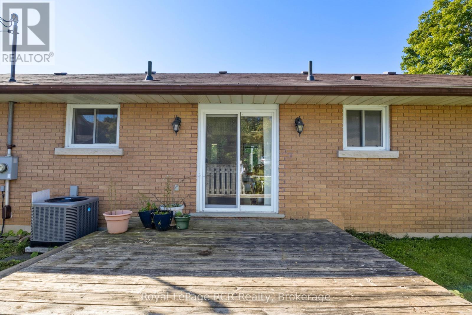 141 North Water Street W, Wellington North, Ontario  N0G 2L3 - Photo 30 - X12361420