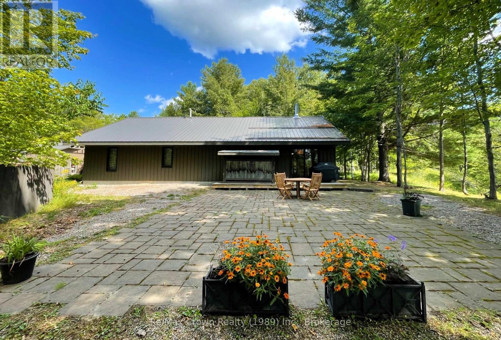 121 Lake Nipissing Road, Nipissing, Ontario  P0H 1W0 - Photo 6 - X12362052