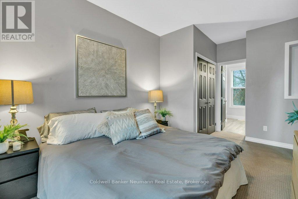 394 Woolwich Street, Guelph, Ontario  N1H 3W7 - Photo 24 - X12362464