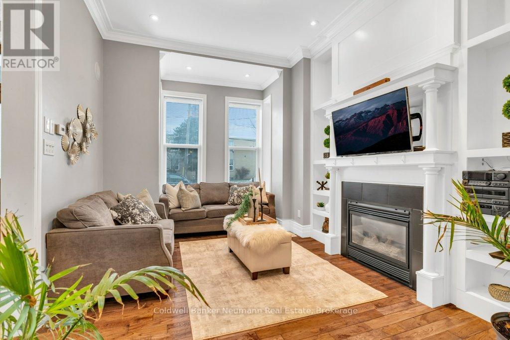 394 Woolwich Street, Guelph, Ontario  N1H 3W7 - Photo 31 - X12362464
