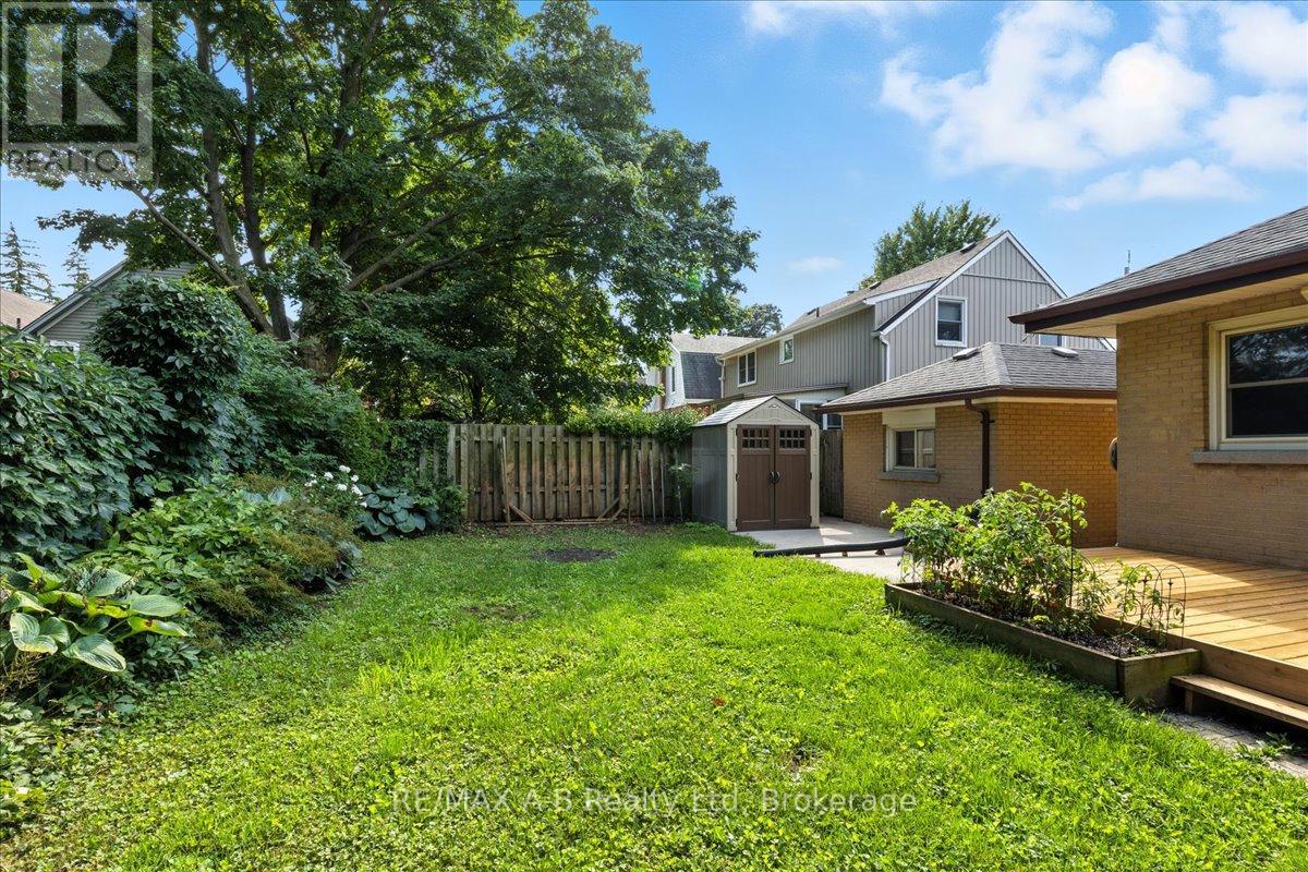 77 Earl Street, Stratford, Ontario  N5A 6G4 - Photo 44 - X12362470