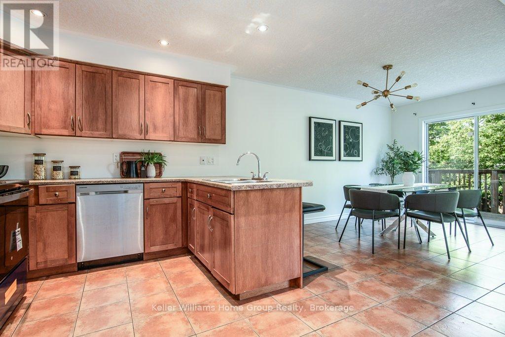 230 Rickson Avenue, Guelph, Ontario  N1G 5H1 - Photo 10 - X12362754