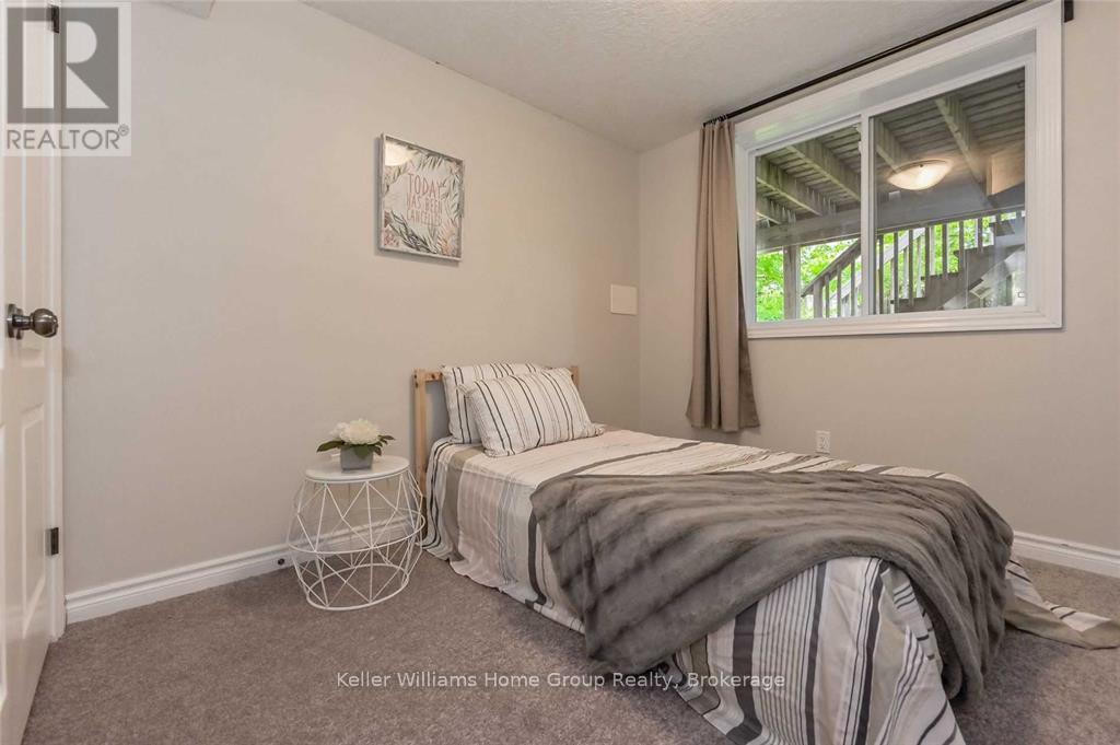 230 Rickson Avenue, Guelph, Ontario  N1G 5H1 - Photo 34 - X12362754