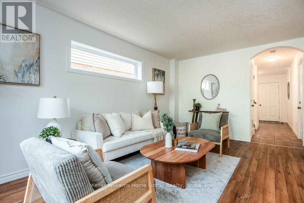 230 Rickson Avenue, Guelph, Ontario  N1G 5H1 - Photo 7 - X12362754
