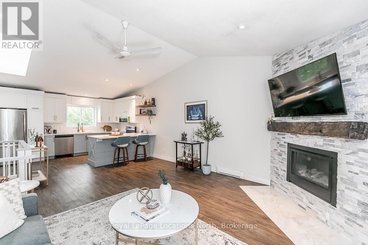 415 - 14 Dawson Drive, Collingwood, Ontario  L9Y 5B4 - Photo 20 - S12362935