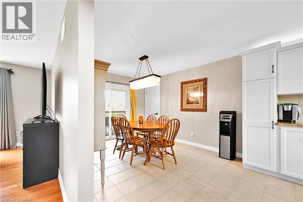 390 Mountain Road, Grimsby, Ontario  L3M 4E7 - Photo 10 - 40763160