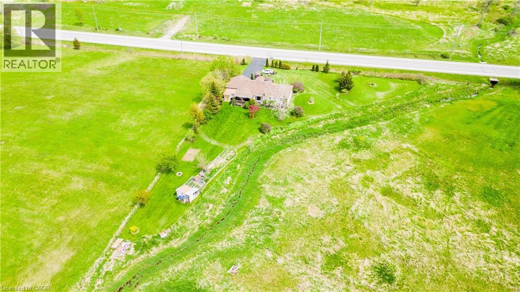 390 Mountain Road, Grimsby, Ontario  L3M 4E7 - Photo 42 - 40763160