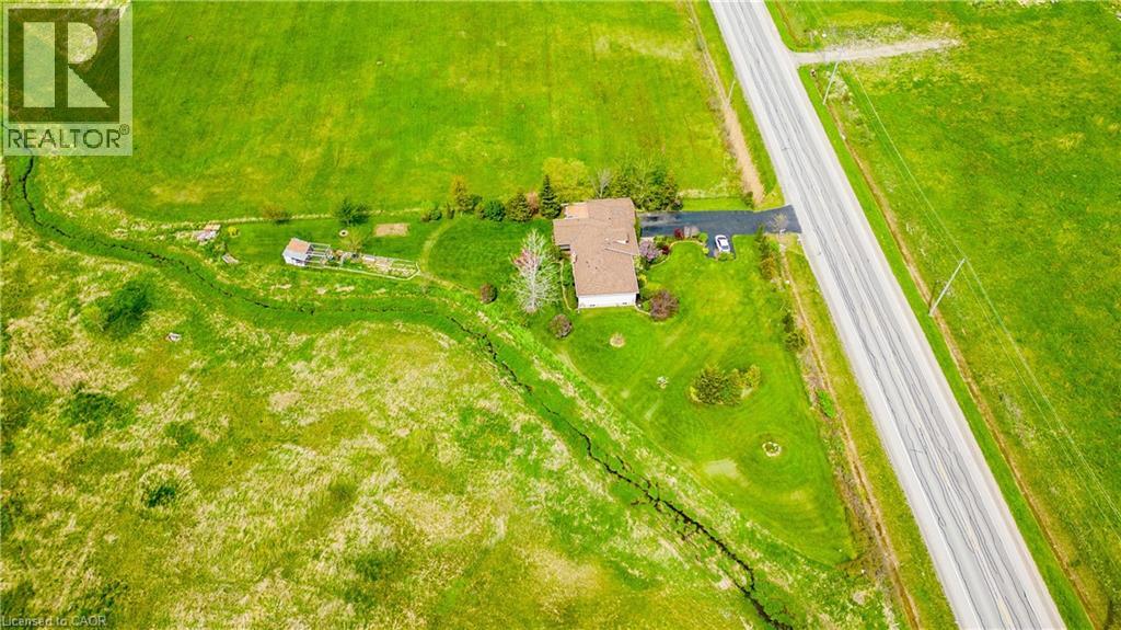 390 Mountain Road, Grimsby, Ontario  L3M 4E7 - Photo 43 - 40763160