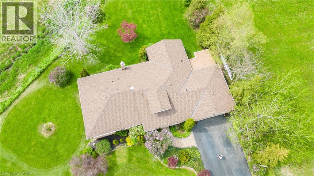 390 Mountain Road, Grimsby, Ontario  L3M 4E7 - Photo 45 - 40763160