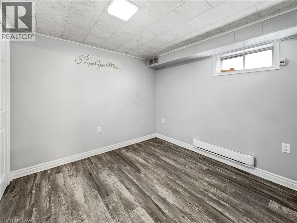 300 East 32nd Street, Hamilton, Ontario  L8V 3S7 - Photo 35 - 40763043