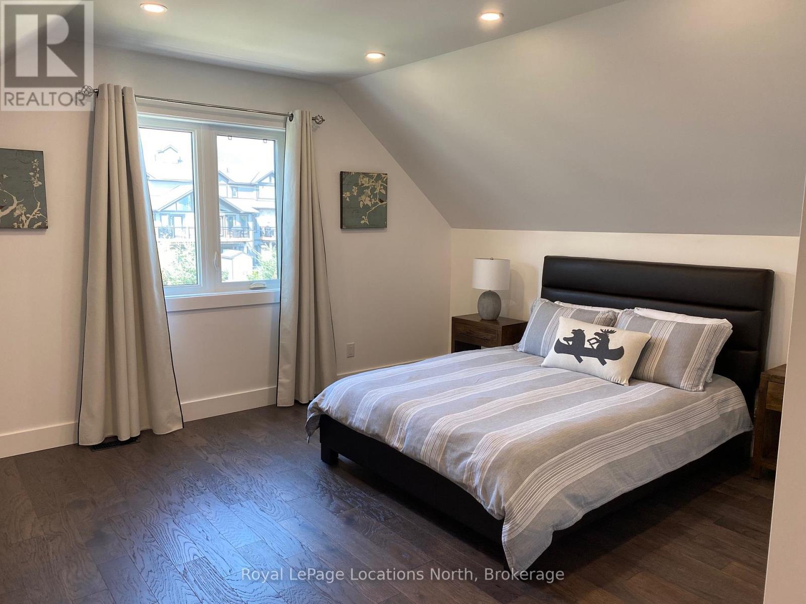112 Interlaken Court, Blue Mountains, Ontario  L9Y 0Z8 - Photo 28 - X12363189