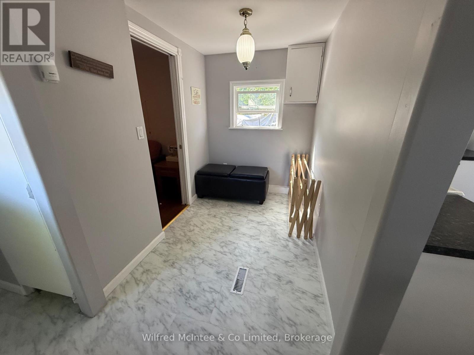 11 Bluejay Court, Brockton, Ontario  N0G 2V0 - Photo 15 - X12363200