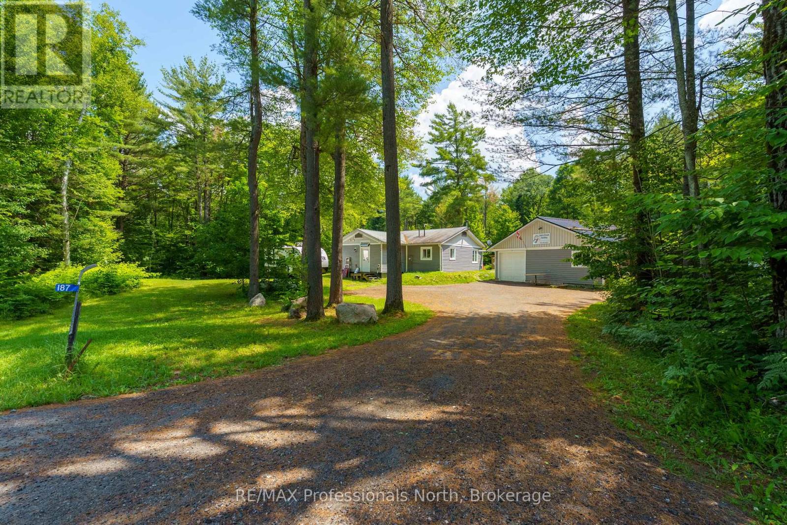 187 Stephenson 4 Road W, Huntsville, Ontario  P0B 1M0 - Photo 1 - X12363313