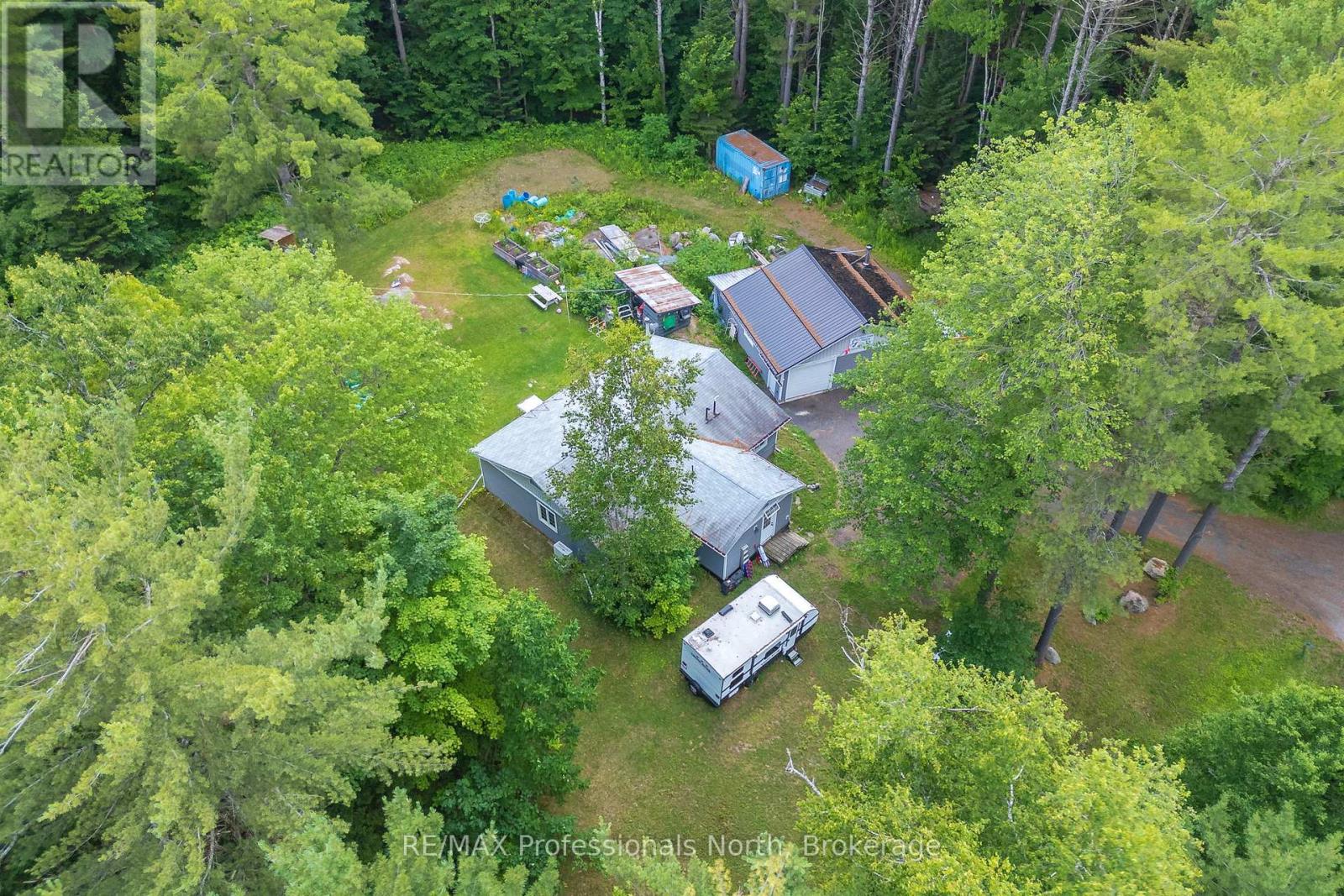 187 Stephenson 4 Road W, Huntsville, Ontario  P0B 1M0 - Photo 35 - X12363313
