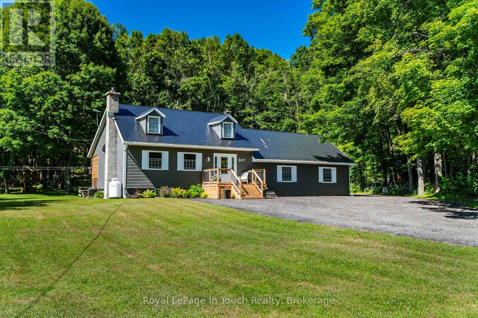 507 LAFONTAINE ROAD E, Tiny, Ontario