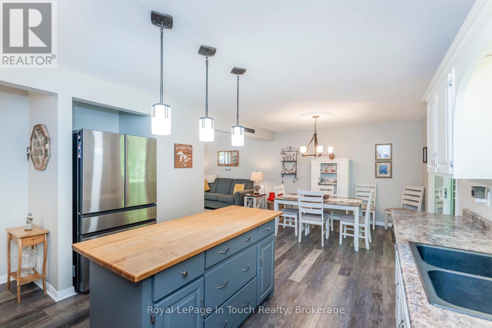 507 Lafontaine Road E, Tiny, Ontario  L9M 2H7 - Photo 18 - S12363398