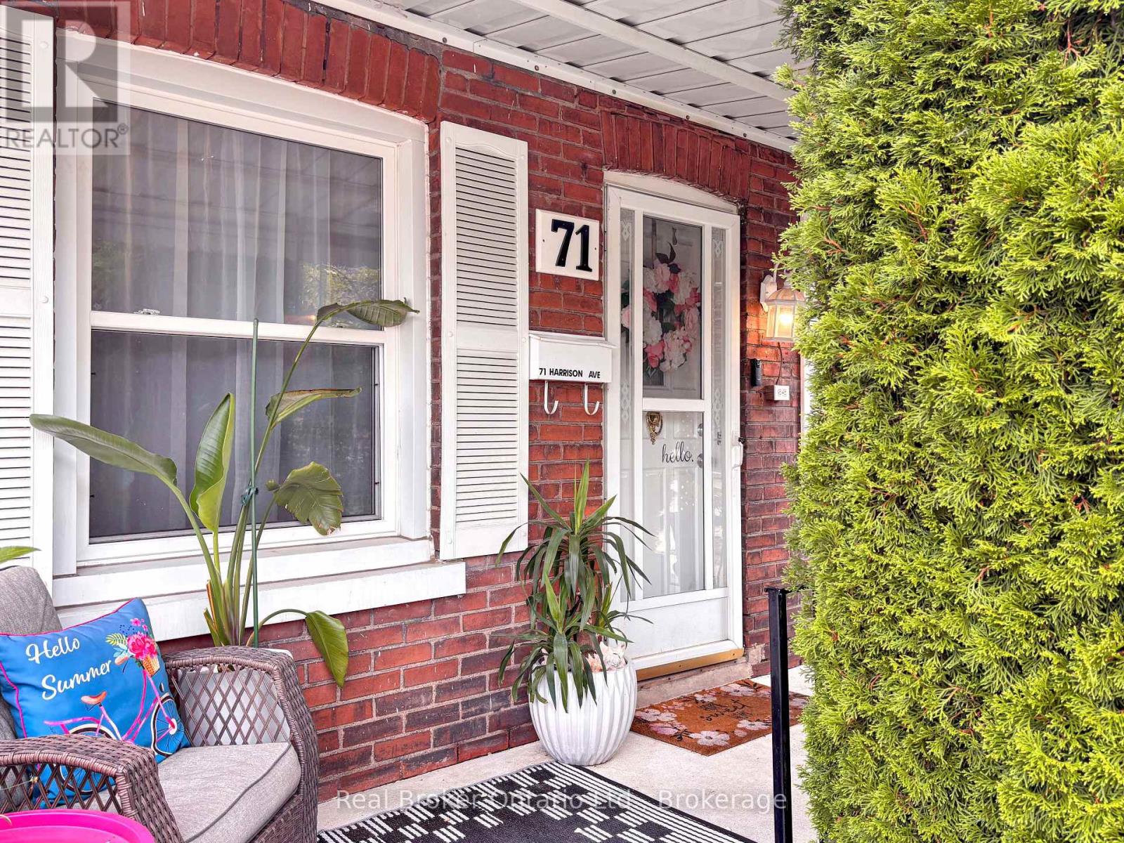 71 Harrison Avenue, Hamilton, Ontario  L8H 2Z9 - Photo 1 - X12363375