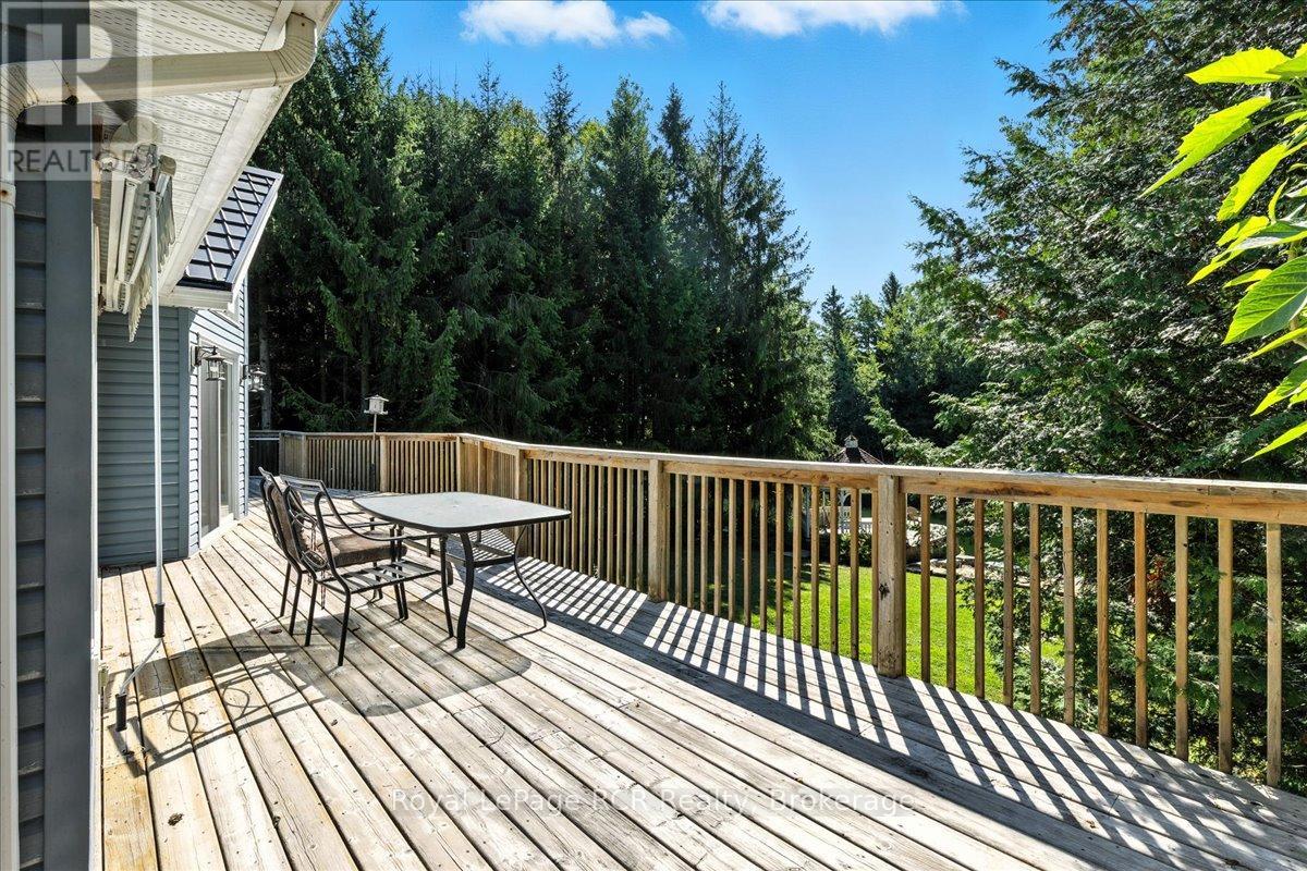 102703 Road 49, West Grey, Ontario  N0G 2L0 - Photo 39 - X12363533