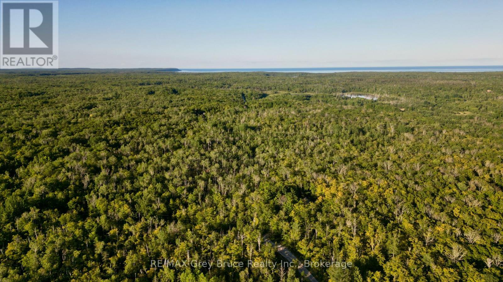 279 Barney's Boulevard, Northern Bruce Peninsula, Ontario  N0H 1Z0 - Photo 26 - X12363788