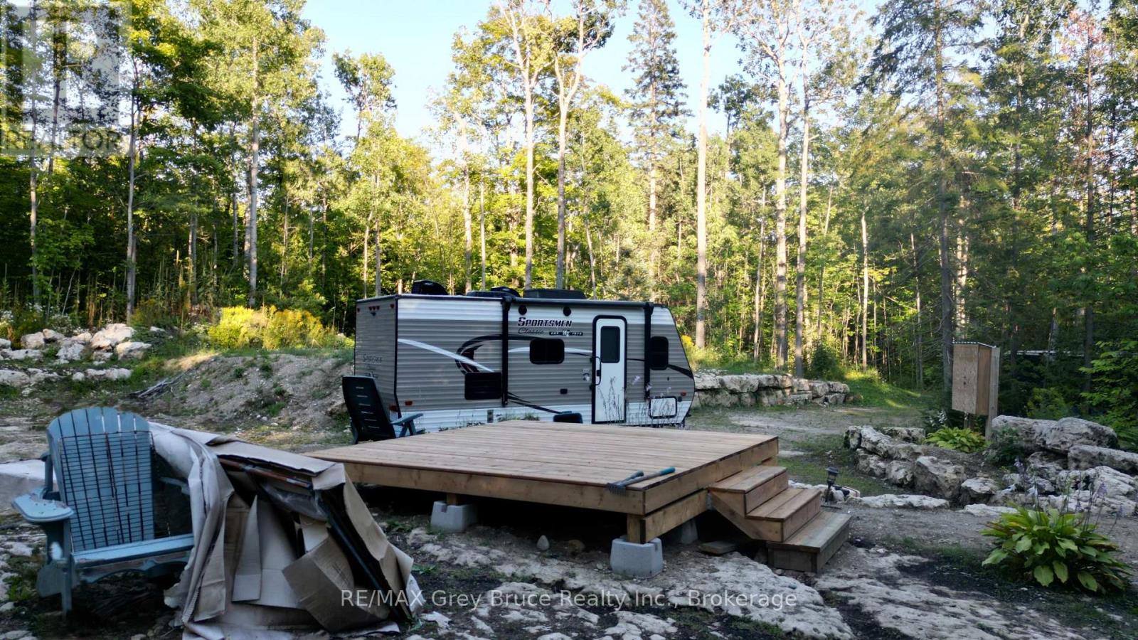 279 Barney's Boulevard, Northern Bruce Peninsula, Ontario  N0H 1Z0 - Photo 39 - X12363788